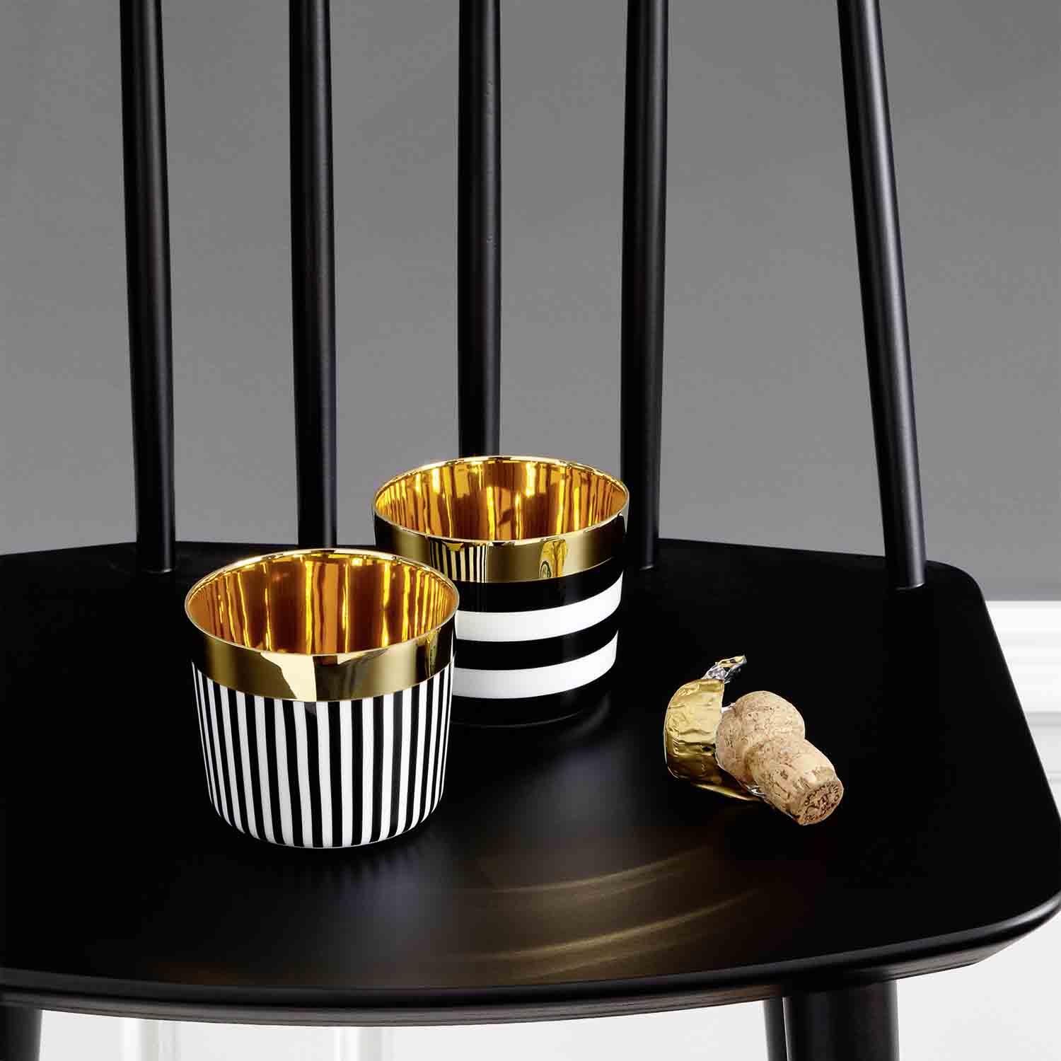 2166-30-champagne-goblet-sip-gold-cadoro-sieger-furstenberg-stripes-on-the-table